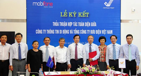 Bộ TT&TT, MobiFone, Vietnam Post