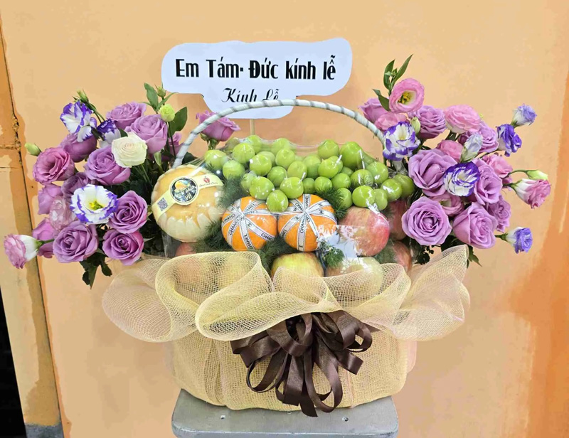 Nên chọn giỏ trái cây thắp hương giá bao nhiêu?