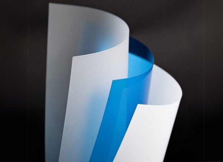 Màng PC là gì tìm hiểu cấu tạo và ưu điểm vượt trội của vật liệu này