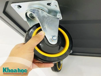Cách lắp bánh xe đẩy hàng đúng kỹ thuật